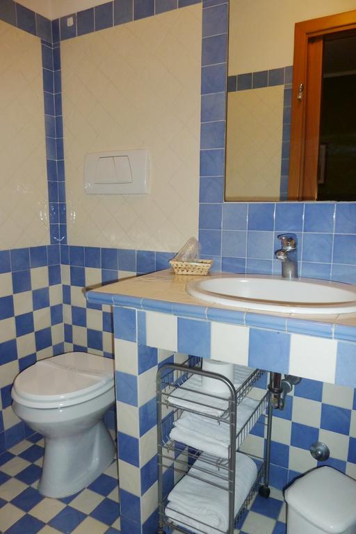 Hotel Sutrium Quarto foto
